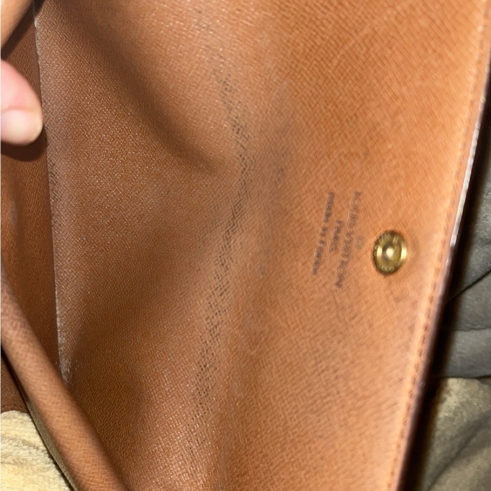 Louis Vuitton Dark Brown Monogram Wallet - Picture 4 of 16